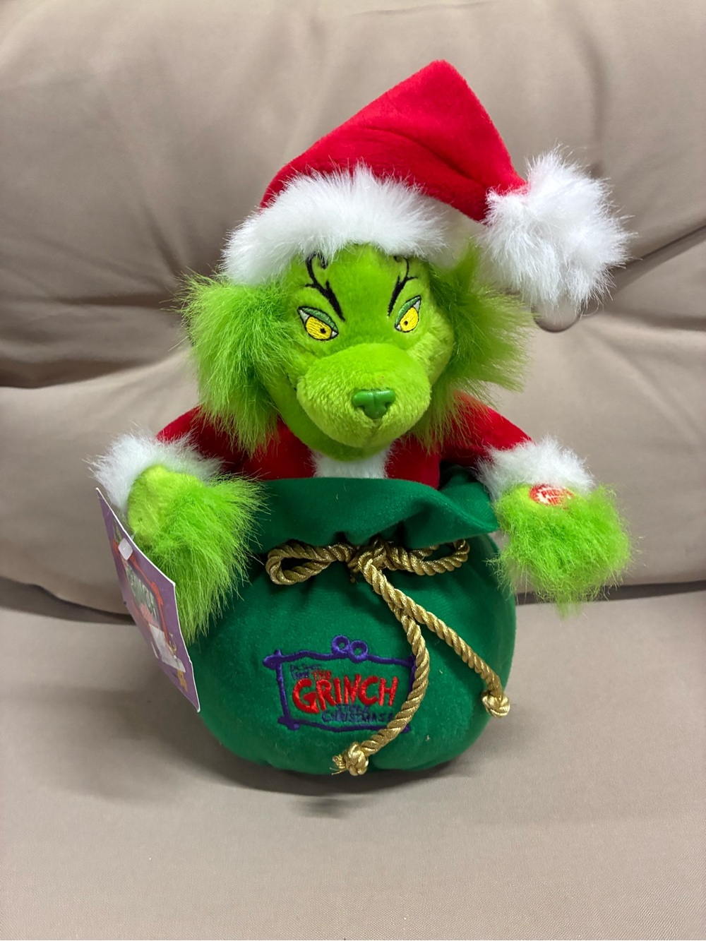 How the Grinch Stole Christmas Animated 10" Singing Dancing Christmas Decoration